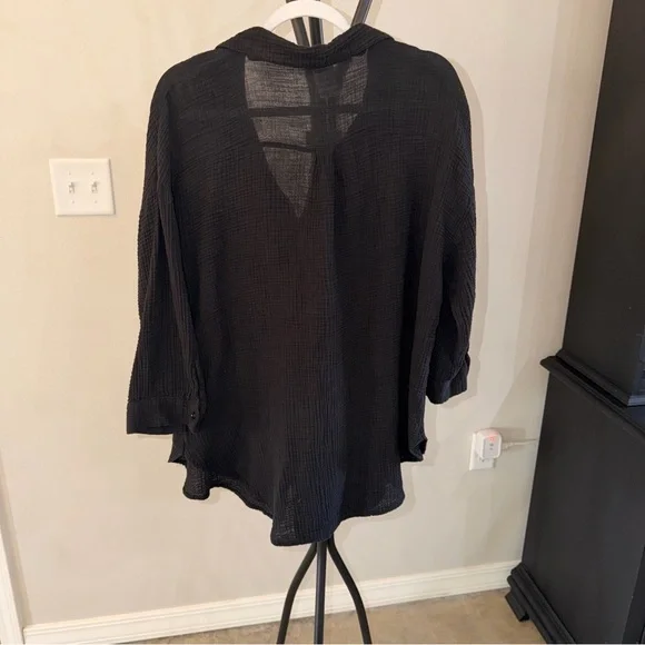 Black Button-Up Shirt - 100% Cotton - Picture 6 of 6